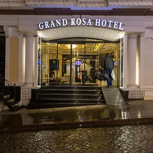 Grand Rosa מלון