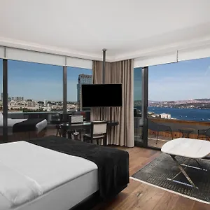 Gezi Bosphorus, Istanbul, A Member Of Design ***** Istanbul